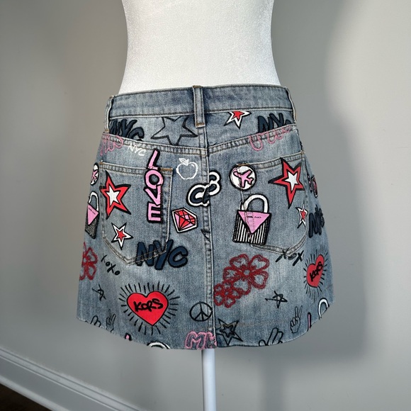 MICHAEL KORS DENIM POP ART GRAFFITI MINI SKIRT SIZE 2 - Picture 6 of 9